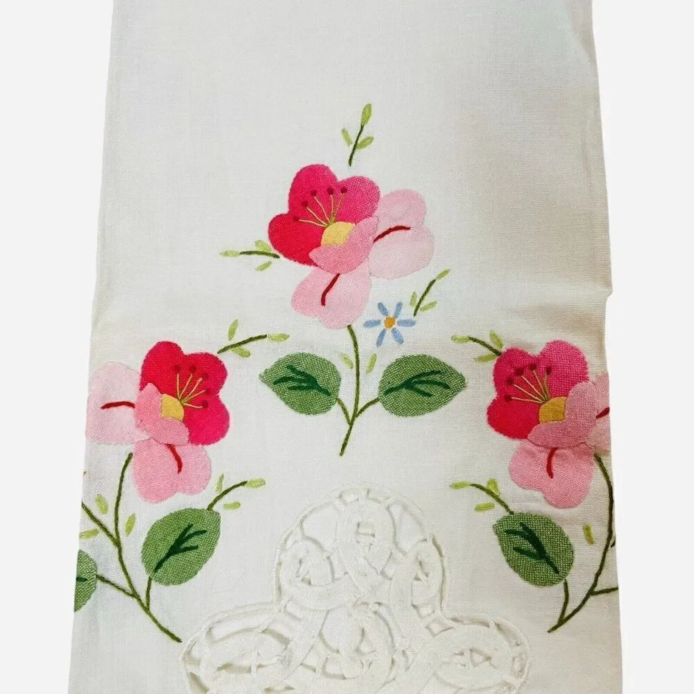 Vintage Pink Flower Linen Tea Towels Set 2 Lace Edge 22x14 Appliqué Embroidered